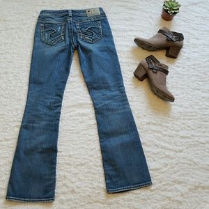 AIKO Boot Cut Low Rise by Silver Jeans w. Stretch